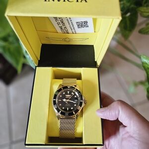 Invicta Gold Mesh Dive Watch with Black Dial